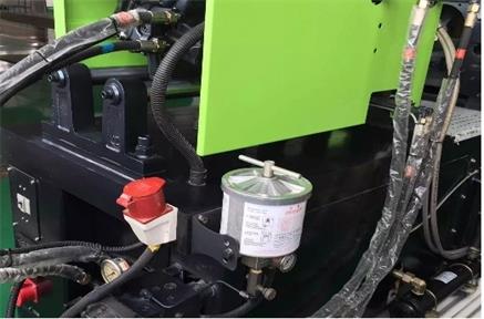 Jakie są środki ostrożności przy instalacji filtra hydraulicznego?